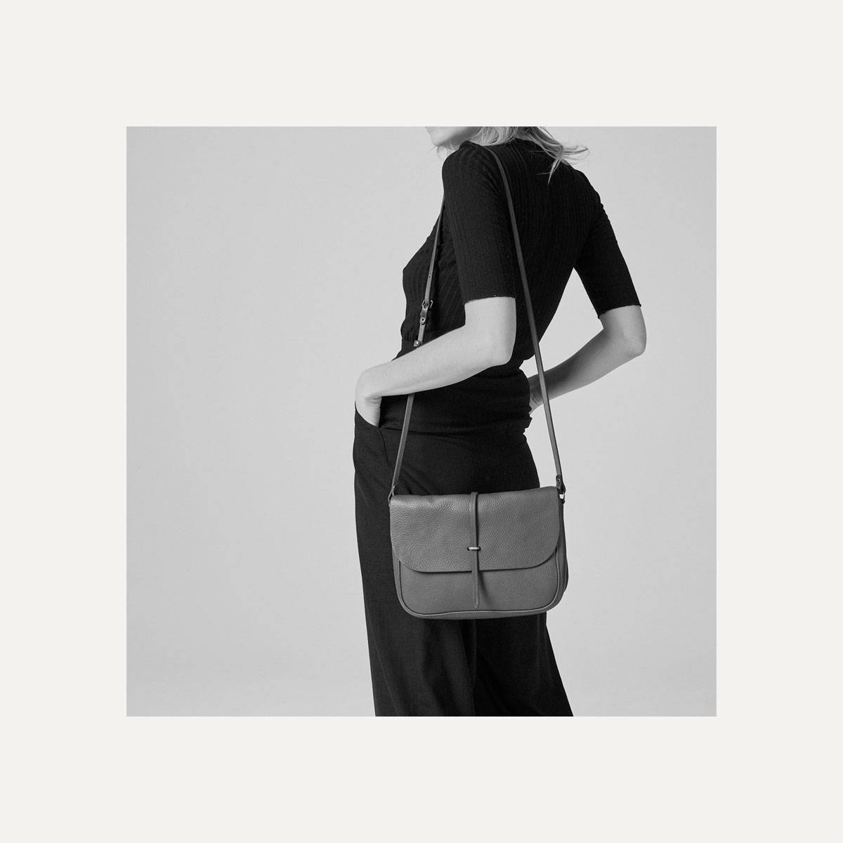 Sac postier Pastel  - Pain Brûlé (image n°6)