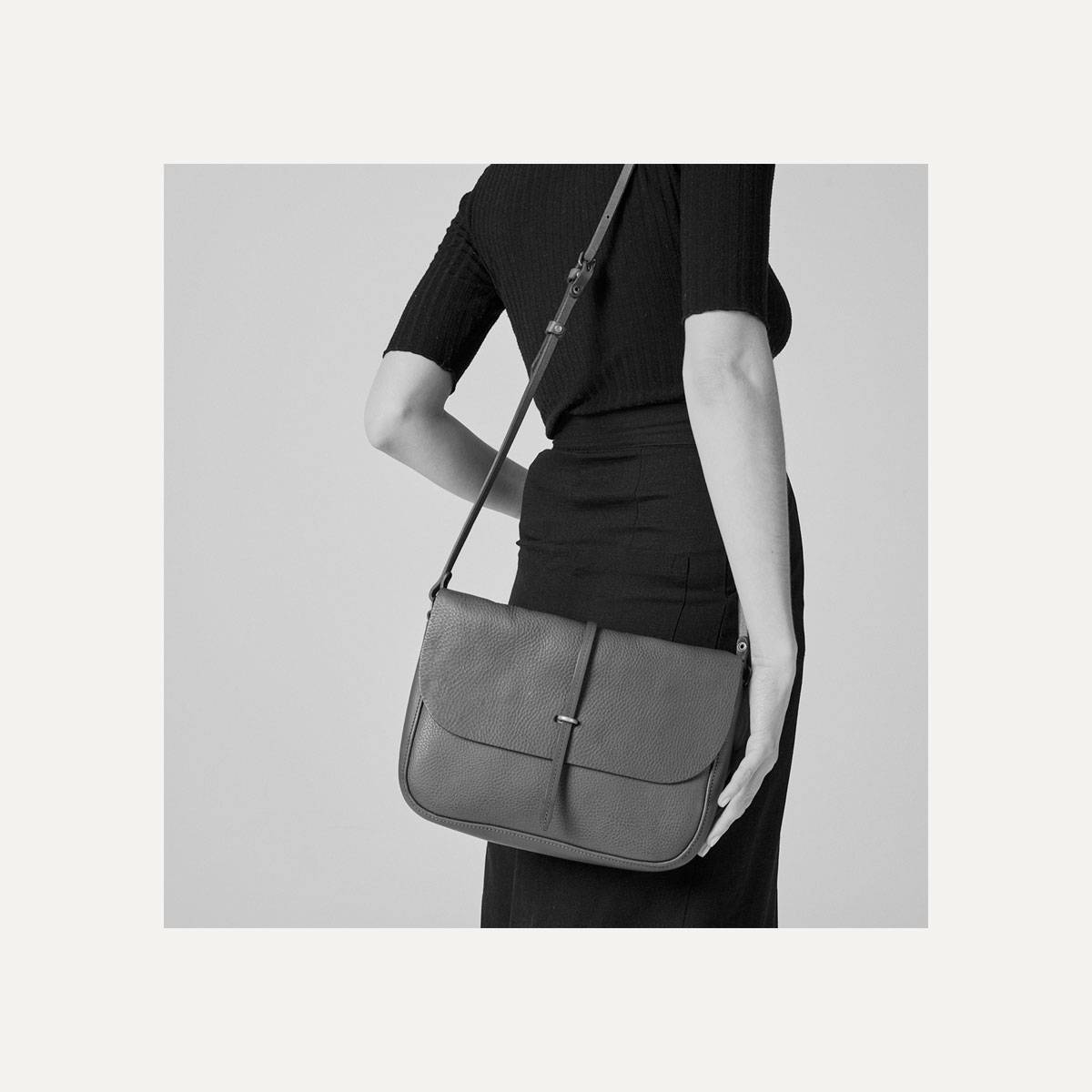 Sac postier Pastel  - Pain Brûlé (image n°7)