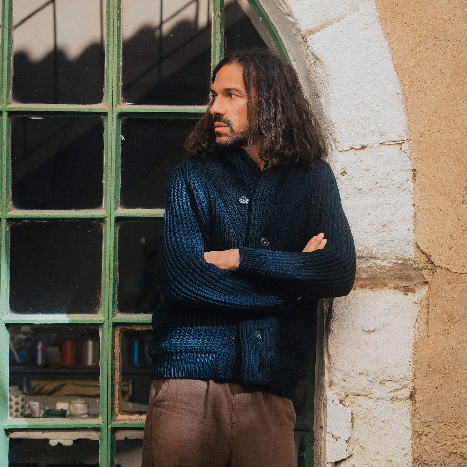 Cardigan de lana azul para hombre