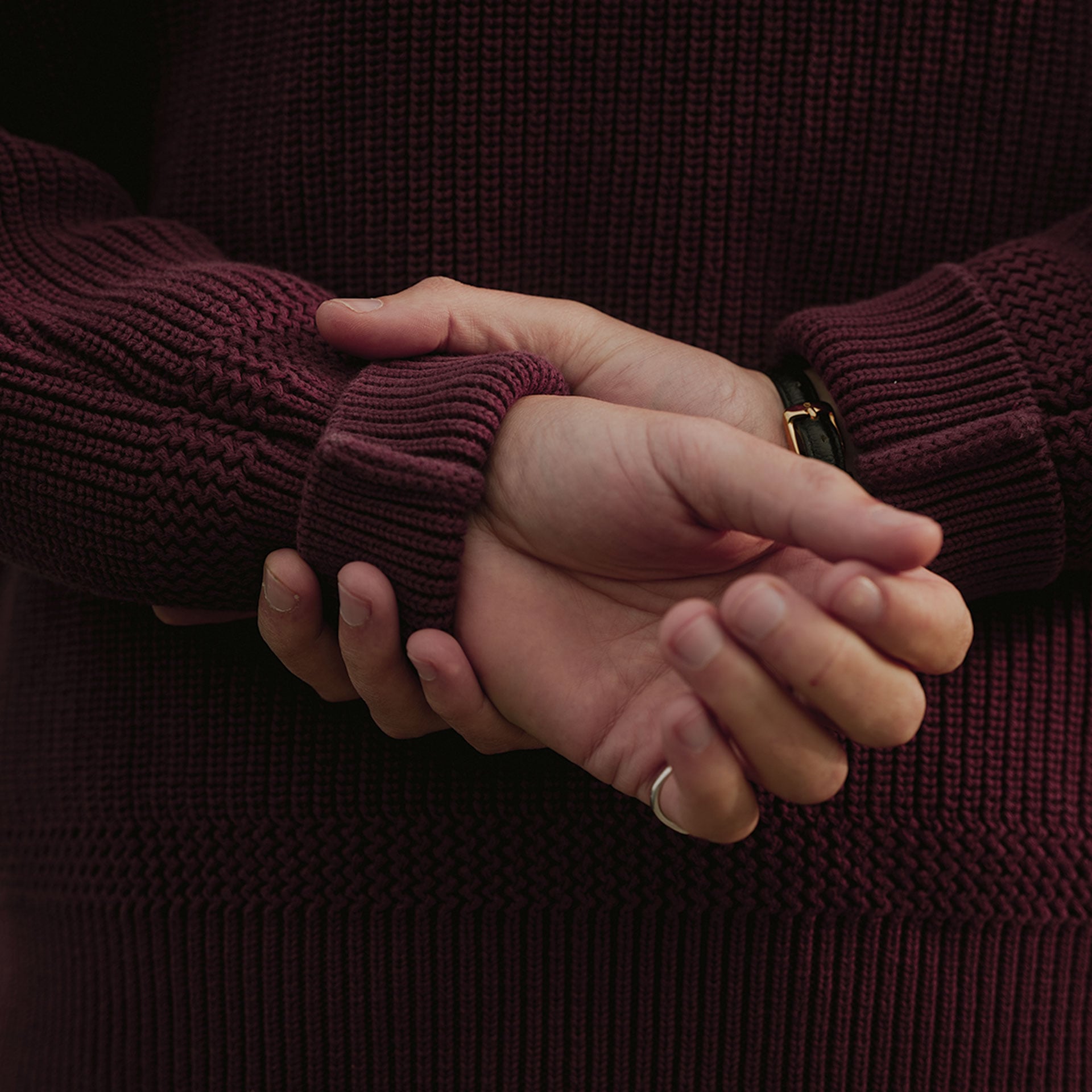 Close up of the men's sailor sweater in burgundy red color.