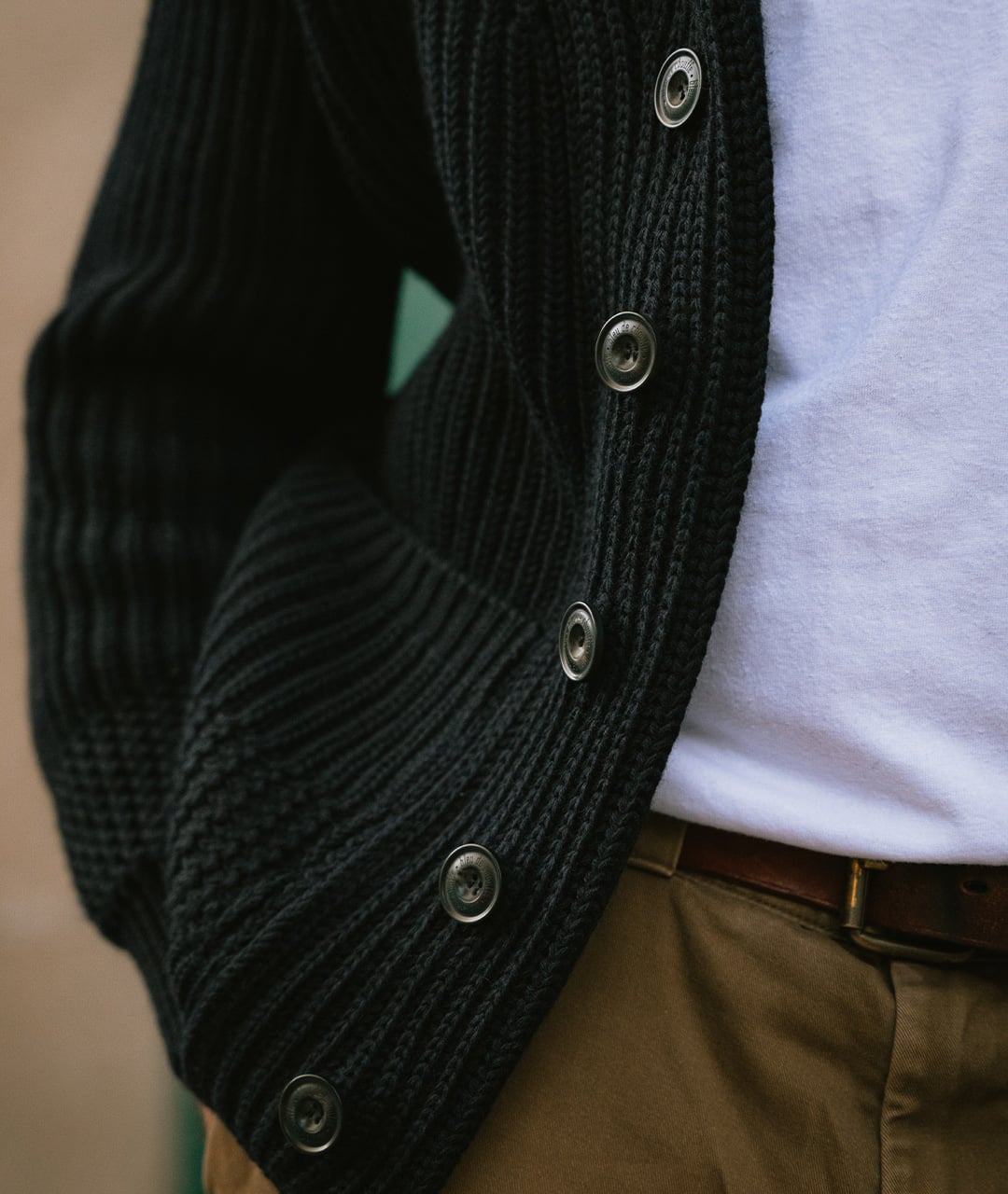 High-end cardigan knit details