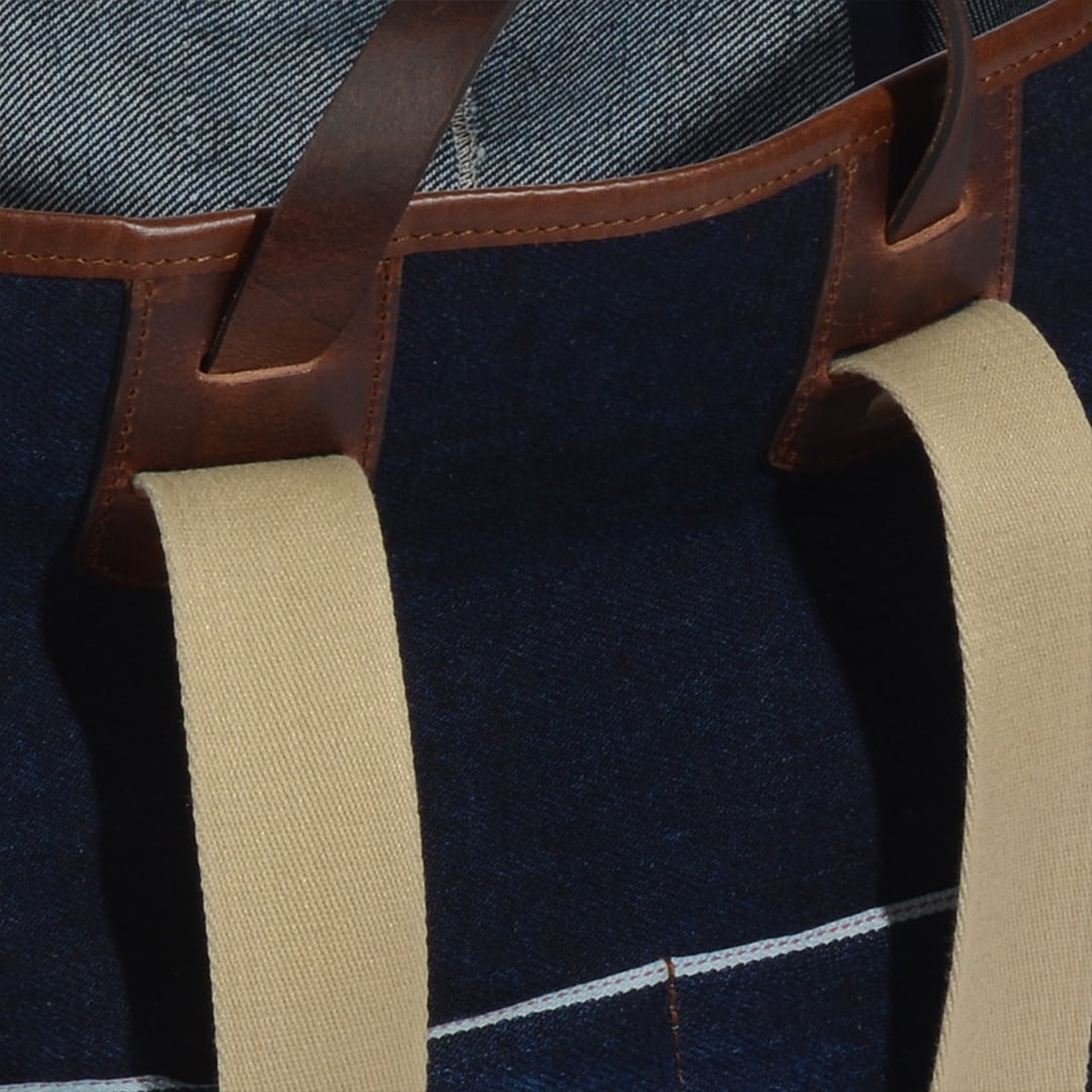 D&eacute;tail sac cabas en toile denim japonais
