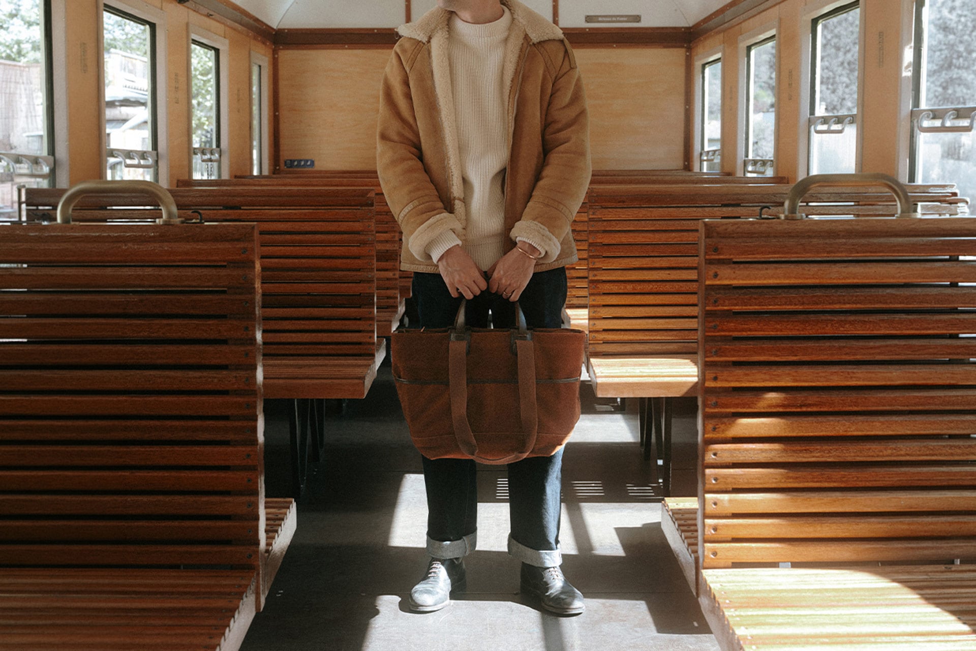 Sac cabas en cuir "M&eacute;line" au port&eacute;