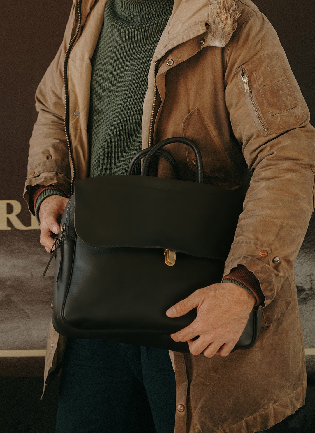 Pohot of the Zeppo Business Bag - Liscio Brown