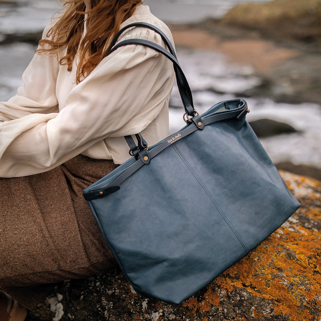 Cabas femme en cuir Adèle en coloris bleu