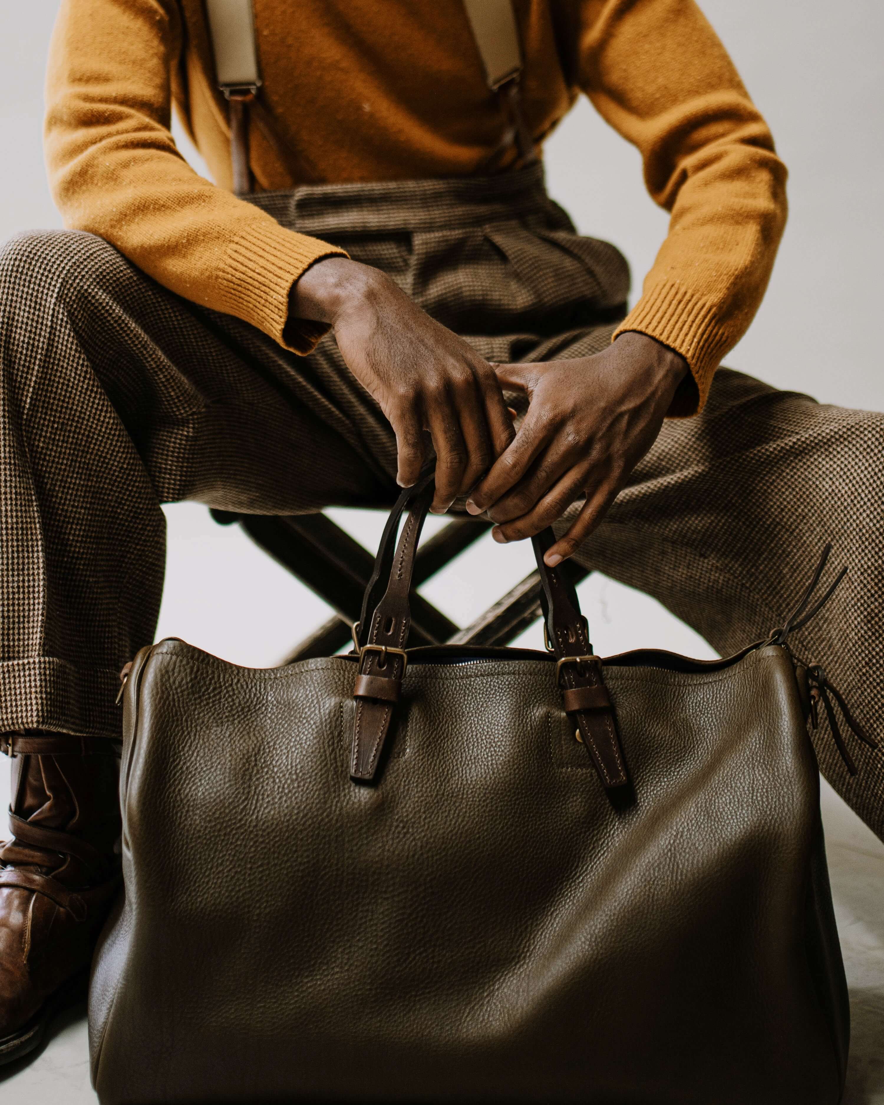 Close-up of the chic “Hobo” travel bag