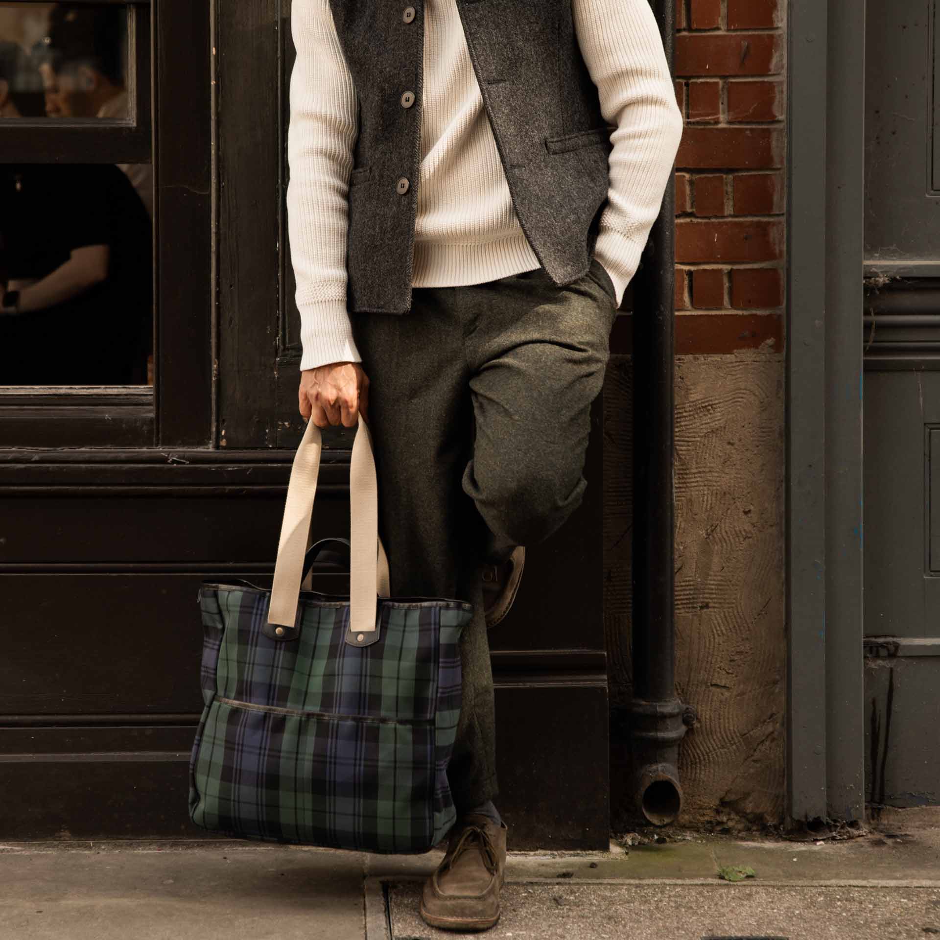 Close-up on the Meline tote bag